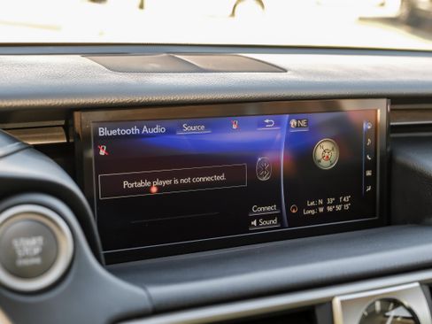 Used 2019 Lexus IS 350 image 31