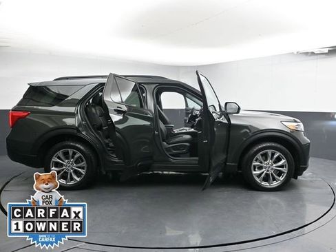 Used 2023 Ford Explorer XLT w/ Equipment Group 202A image 36