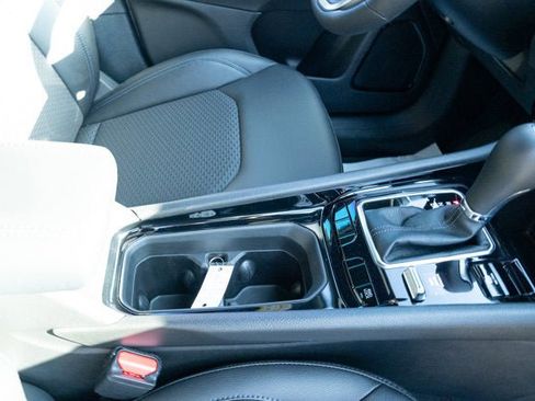 New 2026 Jeep Compass Latitude image 39