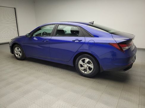 Used 2023 Hyundai Elantra SE FWD image 3