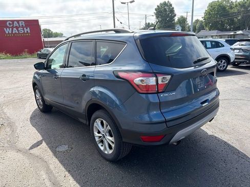 Used 2018 Ford Escape SE AWD/4WD image 5