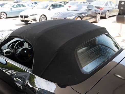 Used 2006 BMW M Roadster RWD image 12