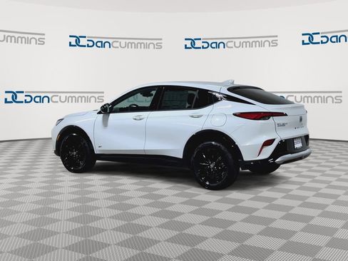 New 2026 Buick Envista Sport Touring image 7