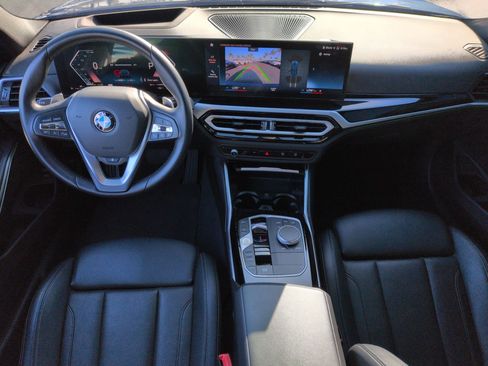 Used 2023 BMW 330i Sedan w/ Premium Package RWD image 29