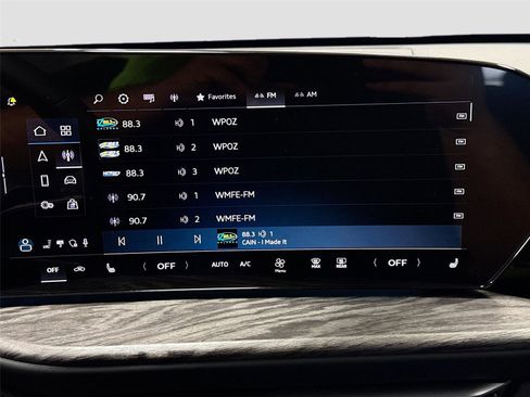 Certified 2025 Audi Q5 Premium w/ Convenience Package AWD/4WD image 15