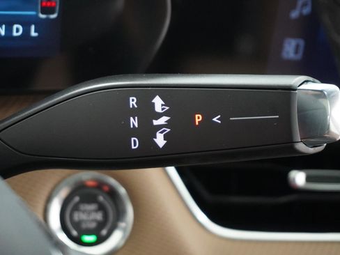 New 2026 Chevrolet Equinox ACTIV w/ Convenience Package III image 25