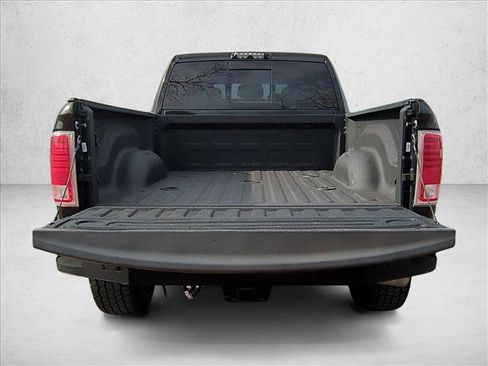 Used 2018 RAM 3500 Laramie Longhorn image 6