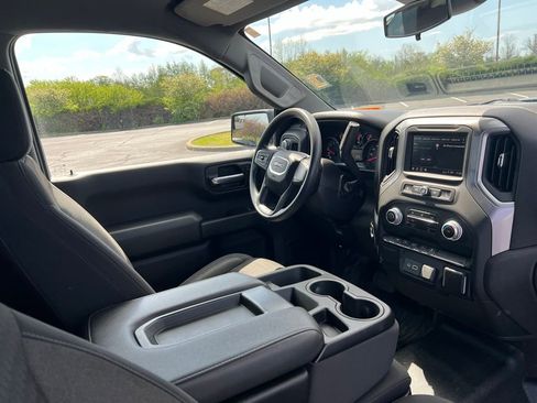 Used 2024 GMC Sierra 1500 Pro w/ Pro Value Package AWD/4WD image 9