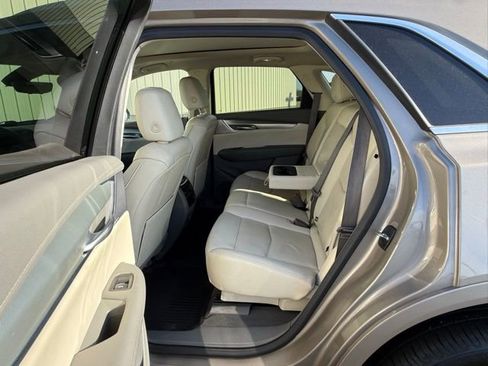 Used 2023 Cadillac XT5 Premium Luxury w/ Technology Package image 15