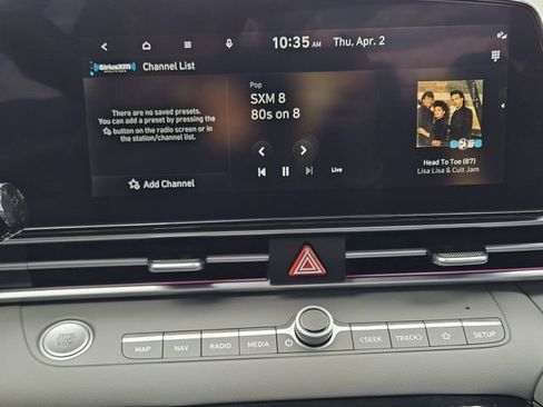 Used 2024 Hyundai Elantra SEL image 15