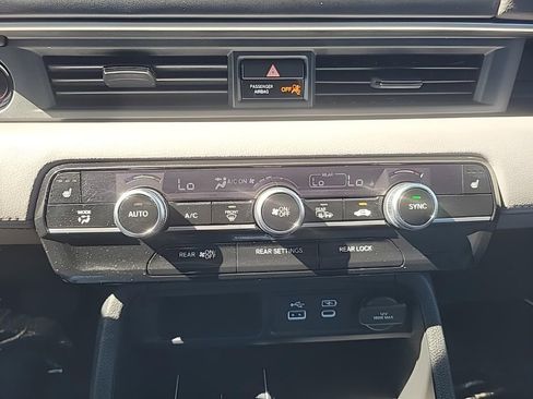 Used 2024 Honda Pilot Touring image 20