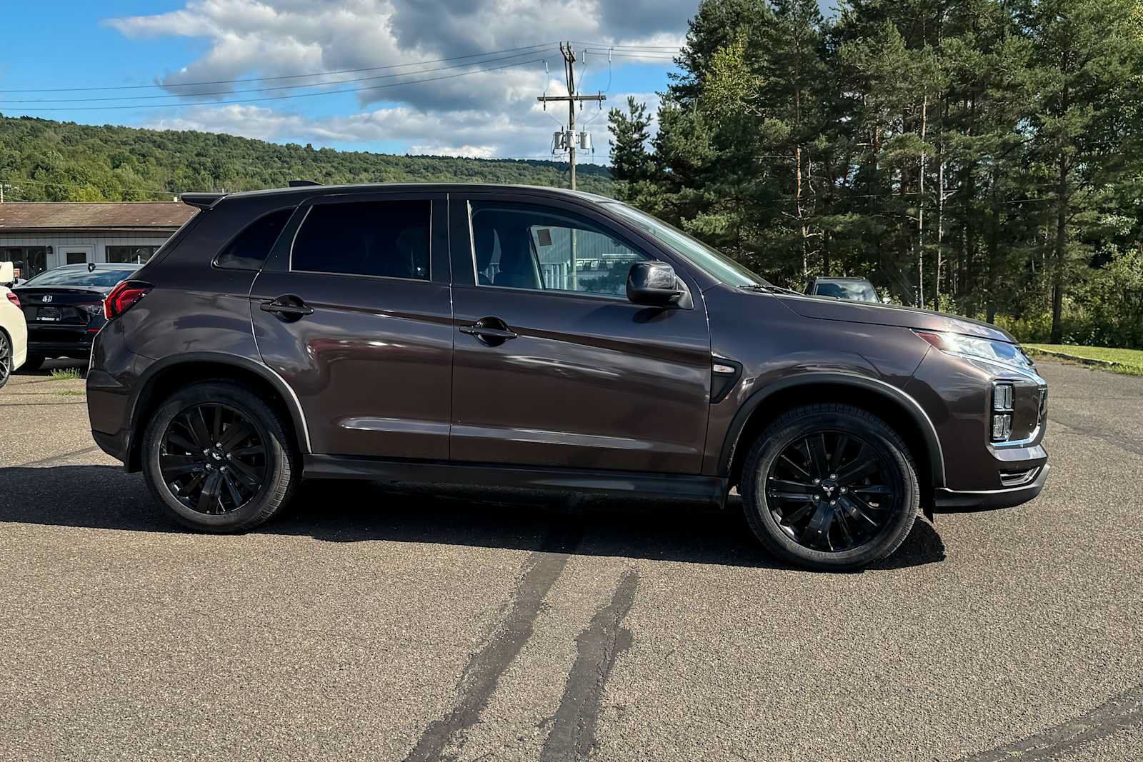 Used 2021 Mitsubishi Outlander Sport LE AWD/4WD image 2
