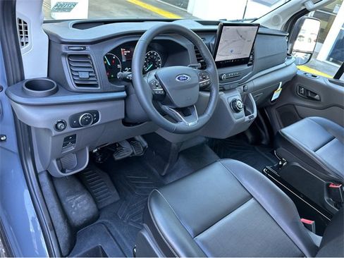 Used 2024 Ford E-Transit 148 High Roof image 7