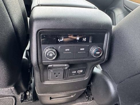 Used 2023 GMC Acadia SLE w/ Driver Convenience Package AWD/4WD image 20