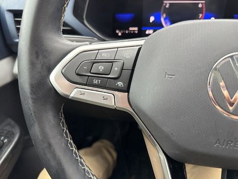 Used 2023 Volkswagen Taos SE w/ Panoramic Sunroof Package image 21