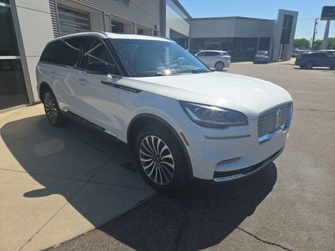 Certified 2023 Lincoln Aviator Reserve w/ Elements Package Plus AWD/4WD image 13