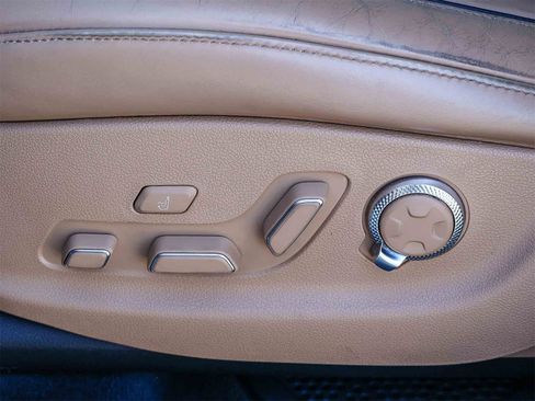 Used 2023 Genesis GV80 3.5T w/ Prestige Matte Package image 23