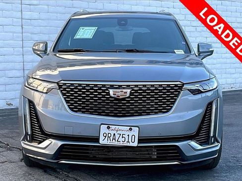 Used 2025 Cadillac XT6 Premium Luxury image 2