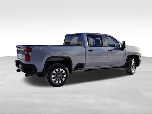 Certified 2024 Chevrolet Silverado 2500 Custom w/ Custom Value Package image 5