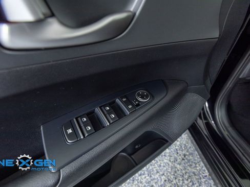 Used 2020 Kia Forte LXS image 12