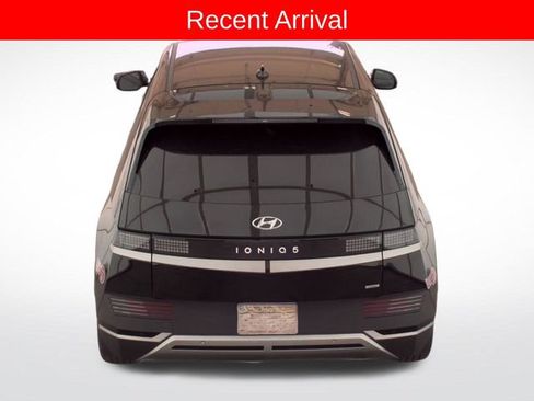 Used 2023 Hyundai Ioniq 5 SEL AWD/4WD image 5