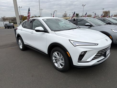 New 2026 Buick Envista Preferred image 4