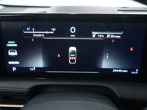 Used 2024 Nissan Ariya AWD image 26