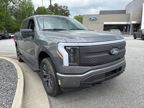 New 2025 Ford F150 Lightning Flash image 3