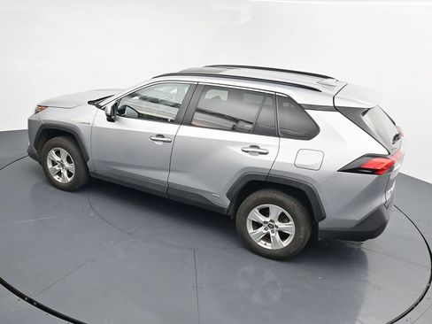Used 2021 Toyota RAV4 XLE w/ Convenience Package AWD/4WD image 13