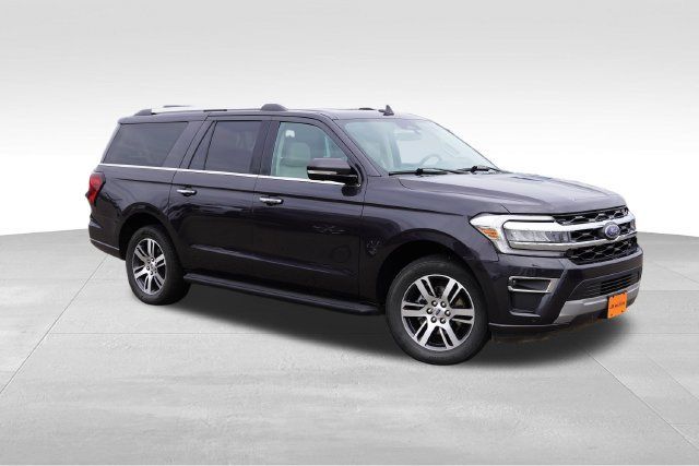 Used 2024 Ford Expedition Max Limited AWD/4WD image 2