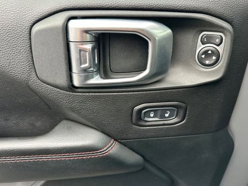 Used 2020 Jeep Wrangler Unlimited Rubicon image 12