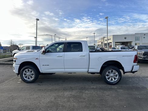 New 2026 RAM 2500 Laramie w/ Sport Appearance Package AWD/4WD image 2