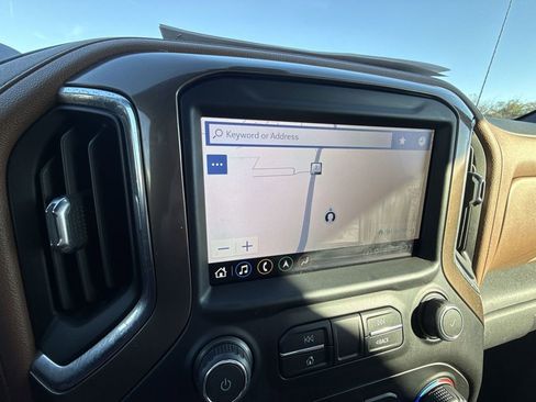 Certified 2021 Chevrolet Silverado 1500 High Country w/ Technology Package image 20