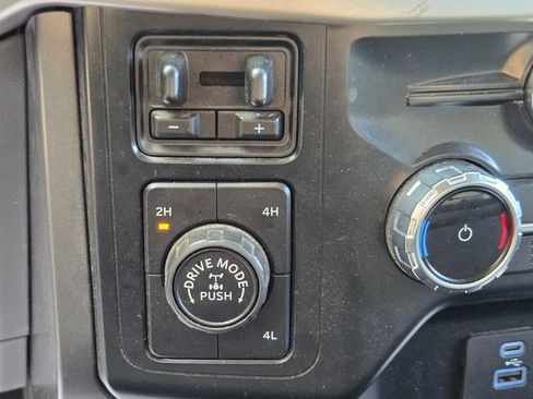 Used 2022 Ford F150 XLT w/ Equipment Group 302A High AWD/4WD image 27