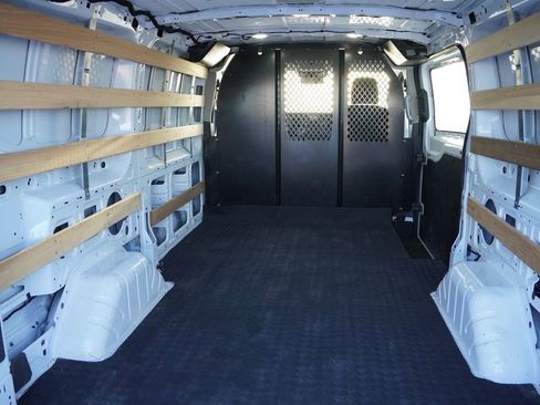 Certified 2023 Ford Transit 250 Low Roof AWD w/ Exterior Upgrade Package image 15