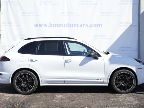 Used 2018 Porsche Cayenne GTS image 9
