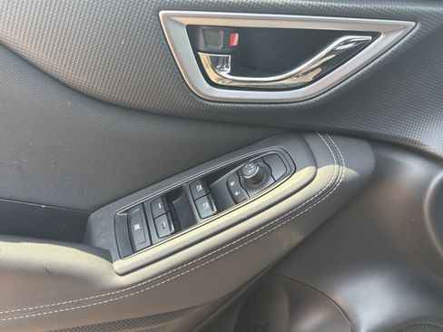 Certified 2021 Subaru Forester Premium AWD/4WD image 19