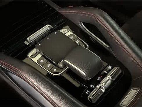 Used 2022 Mercedes-Benz GLE 53 AMG 4MATIC image 21