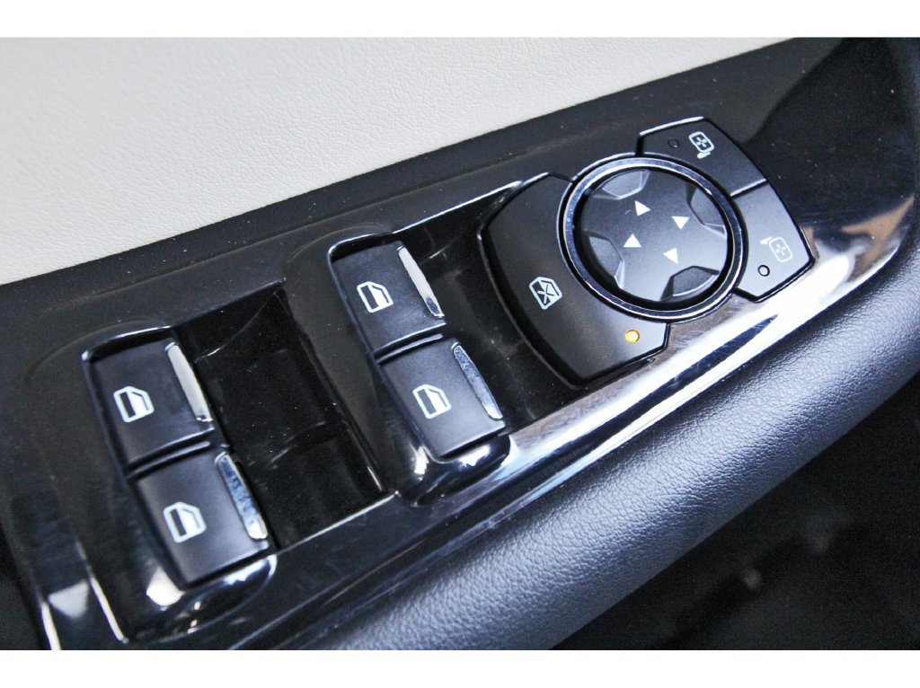 Used 2019 Ford Edge SEL w/ Equipment Group 201A FWD image 21