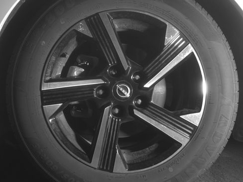 Used 2025 Nissan Sentra SV image 12