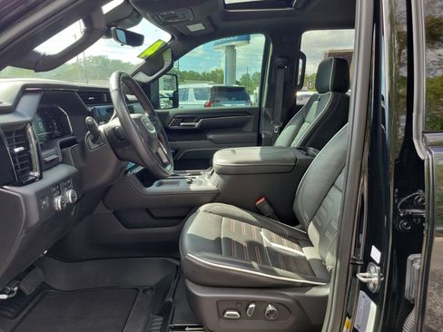 Used 2024 GMC Sierra 2500 AT4X AWD/4WD image 18