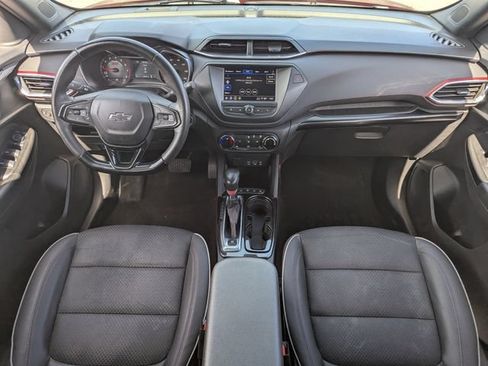 Used 2022 Chevrolet TrailBlazer RS FWD image 12