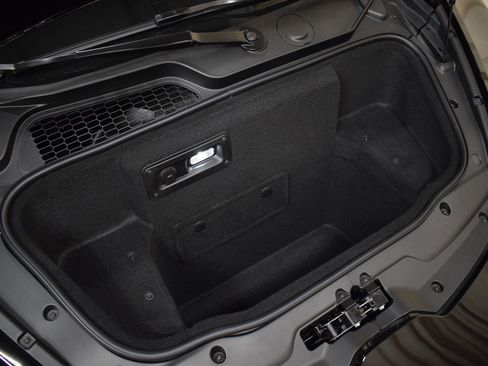 Used 2023 Lamborghini Huracan EVO image 43