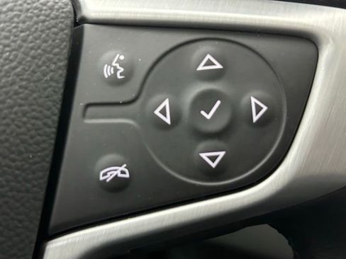 Used 2022 GMC Terrain SLT image 24