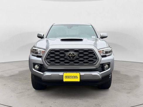 Used 2021 Toyota Tacoma TRD Sport w/ Technology Package AWD/4WD image 8
