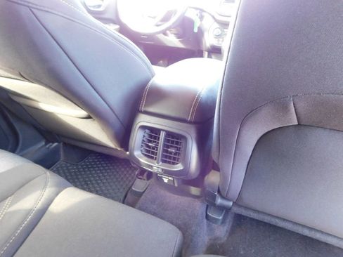 Used 2017 Jeep Cherokee Sport w/ Cold Weather Group image 21