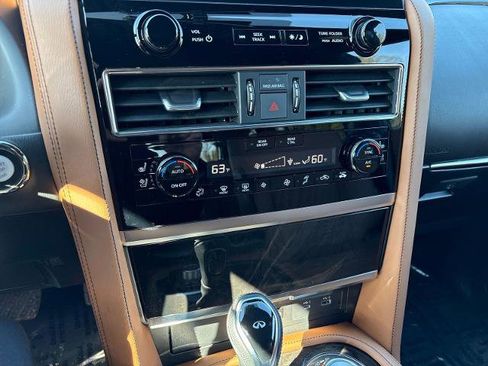 Certified 2024 INFINITI QX80 Sensory image 17