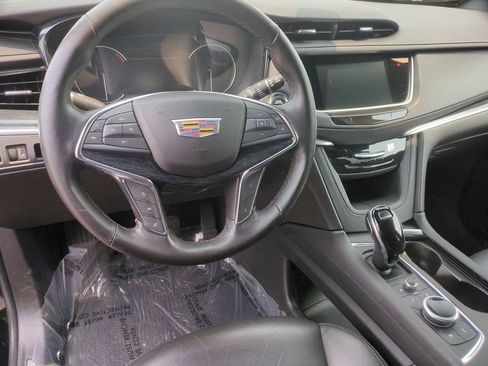 Used 2023 Cadillac XT5 Premium Luxury AWD/4WD image 9