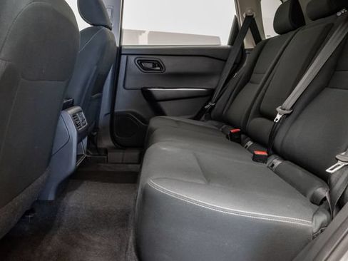 Used 2024 Nissan Rogue S FWD image 25