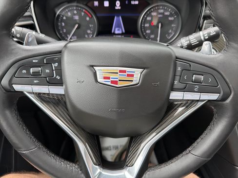 Used 2020 Cadillac XT6 Sport AWD/4WD image 34